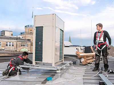 Klimaanlage Installation Dach Gewerbebetrieb Bremen - Polarlicht GmbH